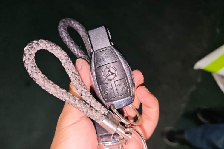 Used Mercedes-Benz GLK-Class 2012 GLK 300 4MATIC Luxury Model