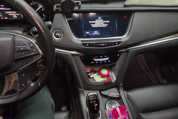 Used Cadillac XT5 2018 28E Four-Wheel Drive Tech Version