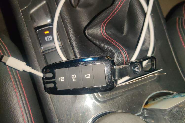 Used CHANGAN CS75 2017 Shangku Edition 1.5T Manual ZhiXiang Model
