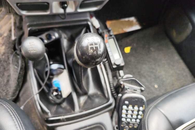 Used Nissan Paladin 2013 2.4L Four-Wheel Drive Standard Version China IV Standard