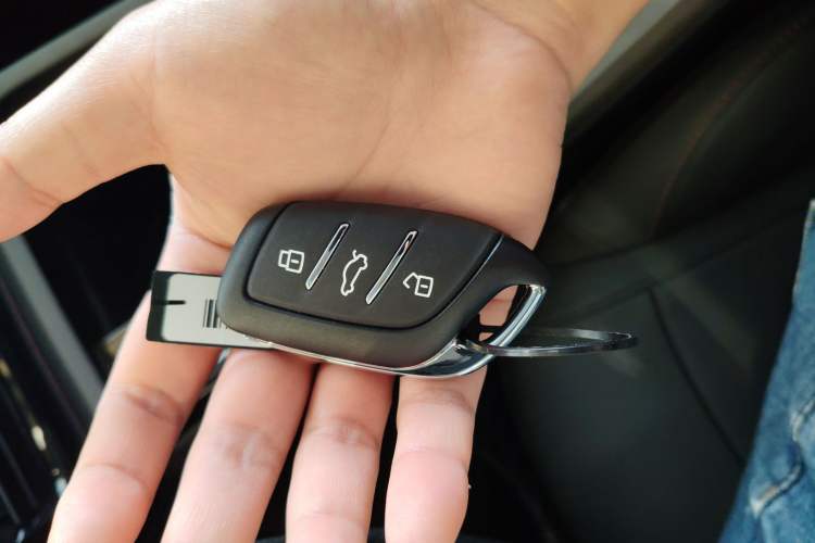 Used Roewe i5 2026 Model 1.5L CVT Luxury Version