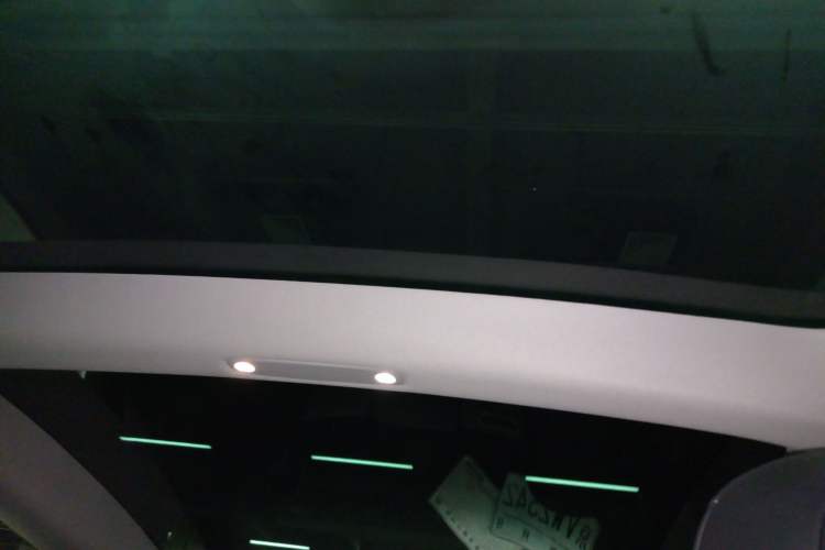 Used Tesla Model 3 2019 Standard Range Rear-Wheel Drive Upgraded Version (52 kWh)
