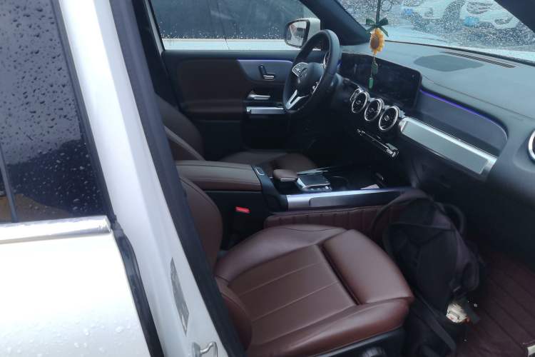 Used Mercedes-Benz GLB 2020 GLB 180 Fashion Model Right Front Seat