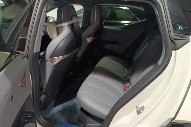 Used Zeekr X 2023 Four-Wheel-Drive YOU Edition 5 Seats