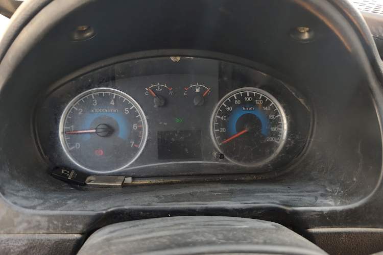 Used Dongfeng Fengon 330 2014 1.5L Manual Utility Version DK15 Instrument Cluster