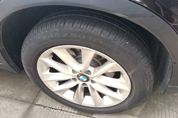 Used BMW X3 2014 xDrive20i X Design Package Right Front Wheel Hub