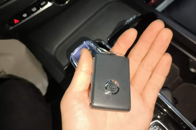 Used Volvo V60 2024 B5 Zhiyuan Sport Edition
