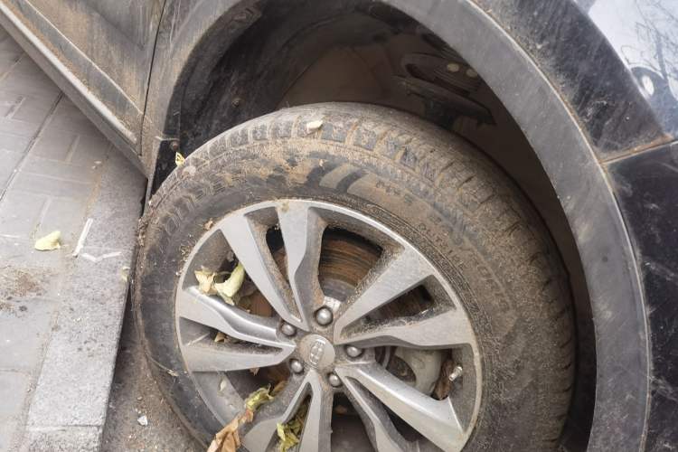 Used Geely Auto Emgrand X7 Sport 2016 1.8TD Automatic ZhiZun Version