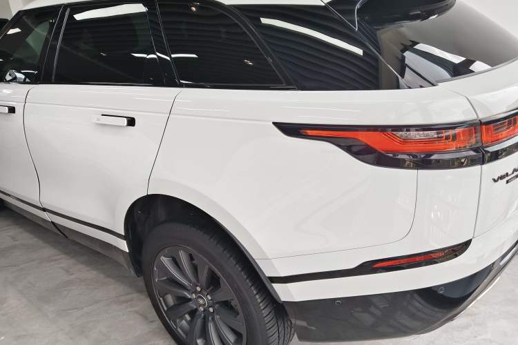 Used Land Rover Range Velar 2017 P380 R-DYNAMIC SE
