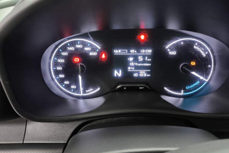 Used Wuling Hongguang New Energy 2024 All-Electric Model 300KM Practical Version