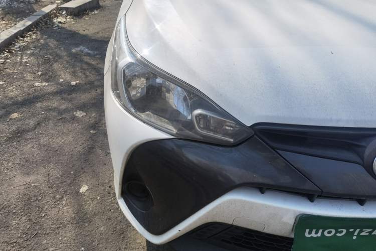 Used Toyota YARiS L Zhi Xuan 2016 Revised 1.3E Manual – Charming Edition Right Front Headlight