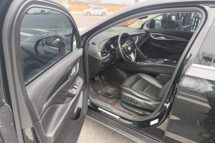 Used Buick Enclave 2020 28T Two-Wheel Drive Luxury Version
