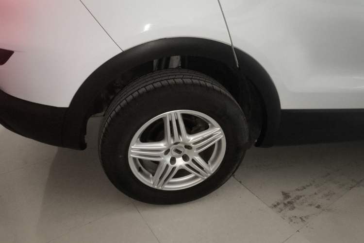 Used Qoros 5 2018 Revised Version 1.6T Automatic Leading Edition