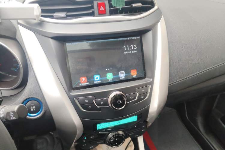 Used BYD Yuan New Energy 2018 EV360 Smart Connect Cool Edition Audio And AC Panel