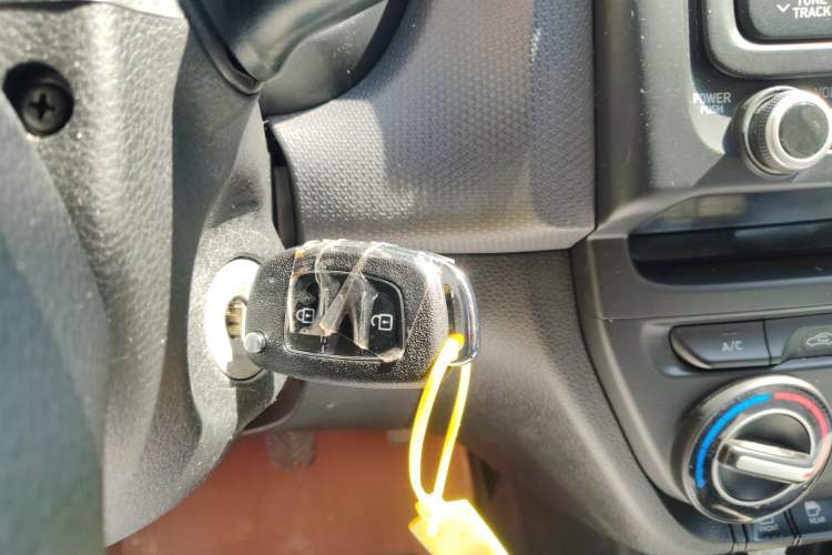 Used Hyundai Verna (older generation) 2020 1.4L Manual GL Refreshed Edition
