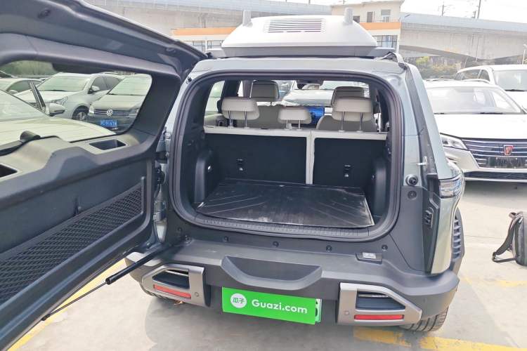 Used Formula Leopard Titanium 3 2025 501 km Four-Wheel Drive Drone Edition