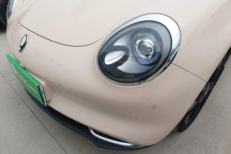 Used ORA Good Cat 2024 501 km Luxury Version Left Front Headlight