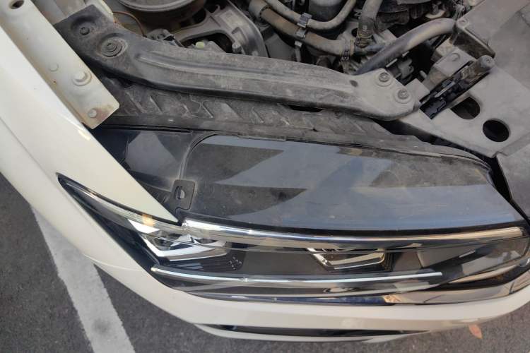 Used Volkswagen Tayron 2019 330TSI Two-Wheel-Drive Luxury Plus China VI Standard