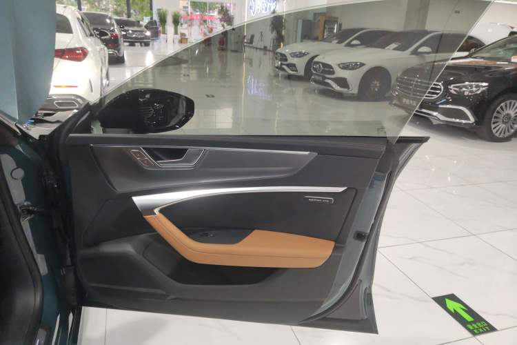 Used Audi A7L 2022 55 TFSI quattro S-line Edition One First Edition Right Front Door Interior