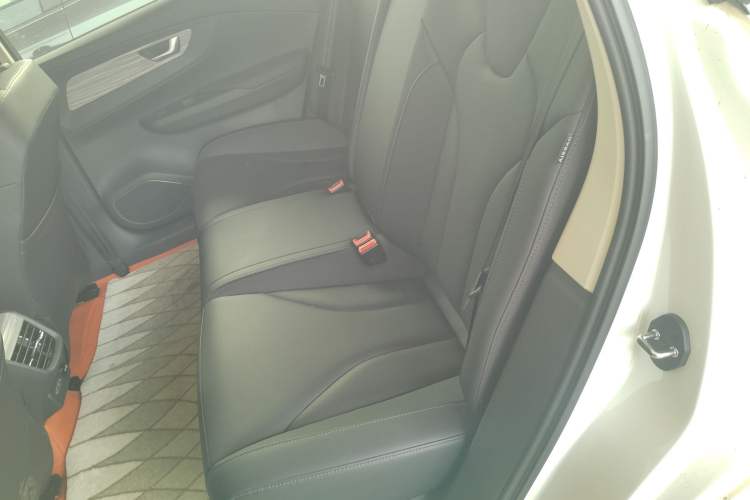 Used Hongqi E-QM5 2024 610 km PLUS