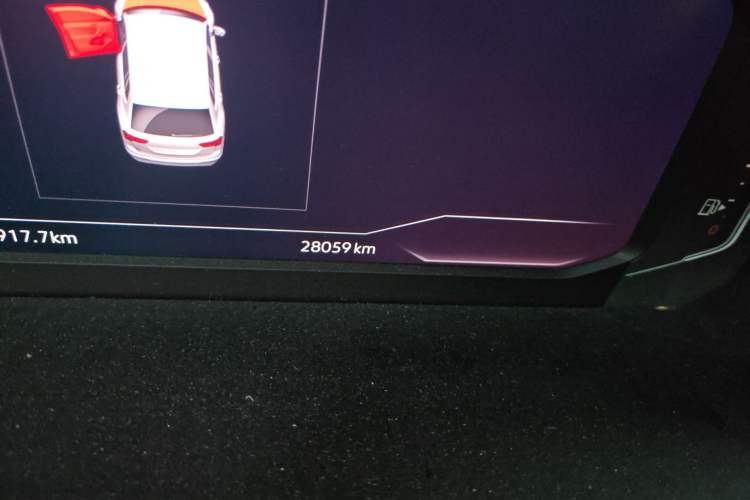 Used Volkswagen Tiguan L New Energy 2020 430 PHEV Plug-in Hybrid Prestige Edition Odometer Close Up