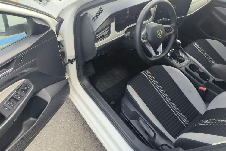 Used Volkswagen Bora 2023 200TSI DSG Comfort Edition Driver Seat