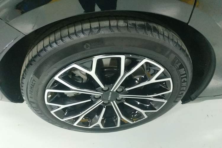 Used Zeekr 007GT 2025 Rear-Drive Intelligent Driving Version 75 kWh