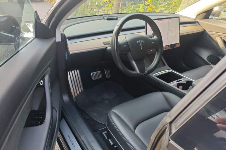 Used Tesla Model 3 (Import) 2019 Long-Range All-Wheel-Drive Version
