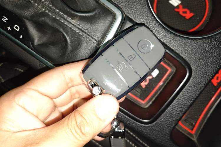 Used Kia KX5 2016 1.6T Automatic Two-Wheel Drive DLX Vehicle Key