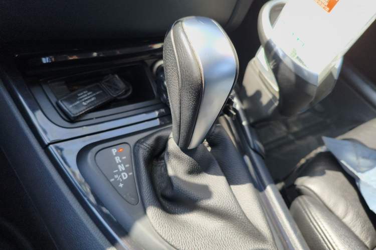 Used BMW 1 Series 2011 120i two-door coupe
