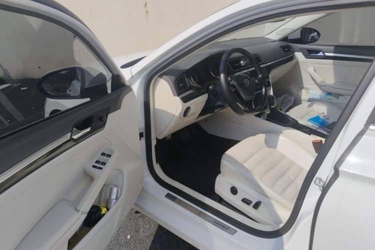 Used Volkswagen Lamando 2017 280TSI DSG Luxury Edition