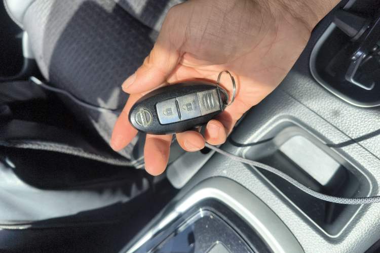 Used Nissan Tiida 2016 1.6L CVT Smart Drive Edition Vehicle Key