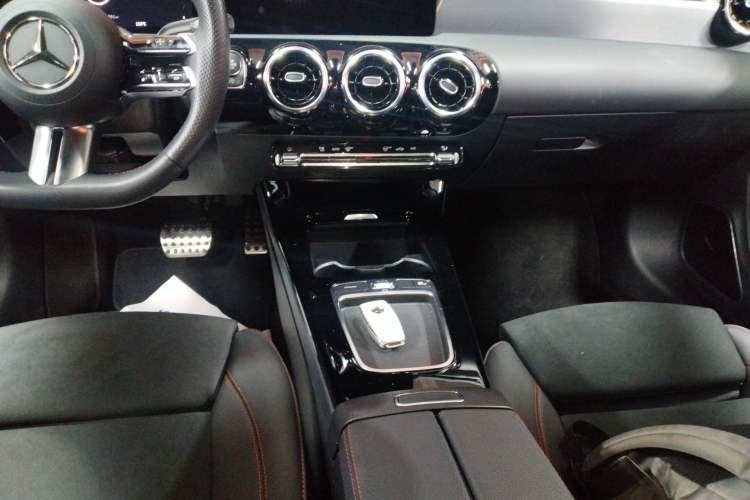Used Mercedes-Benz CLA 2024 CLA 220