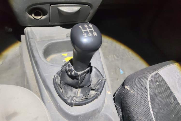 Used Wuling Hongguang 2014 1.2L Base Model China IV
