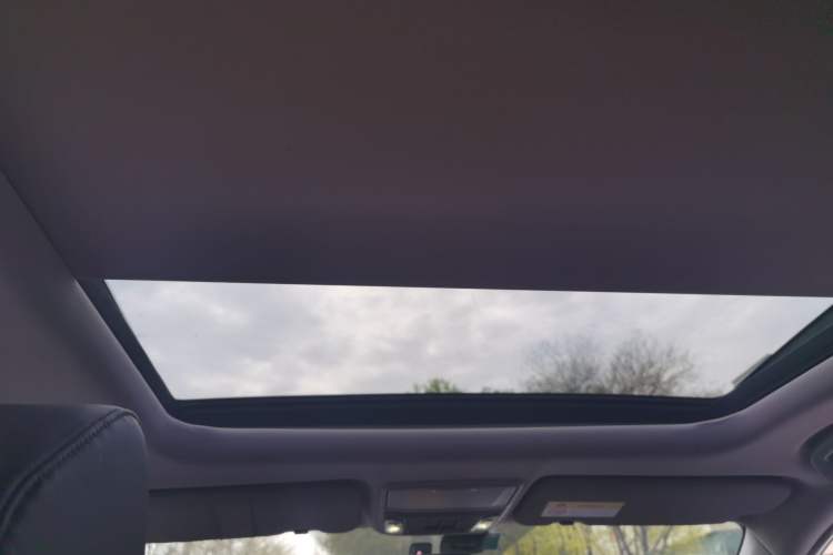 Used Honda CR-V 2017 240TURBO CVT Front-Wheel Drive Fashion Edition Headliner