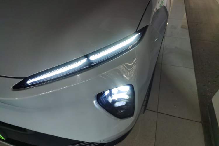 Used Nio ES8 2023 75 kWh Executive Edition
