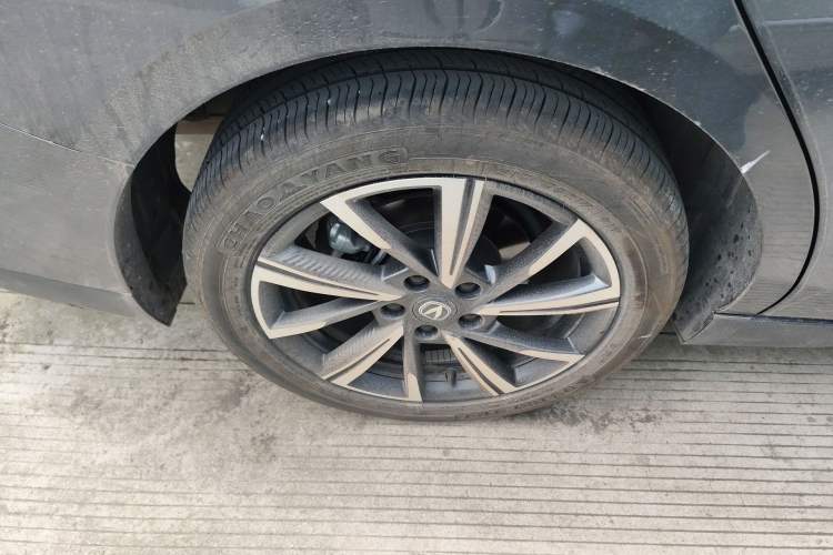 Used CHANGAN Eado 2024 1.5T GDI Automatic Prestige Edition Right Rear Wheel Hub