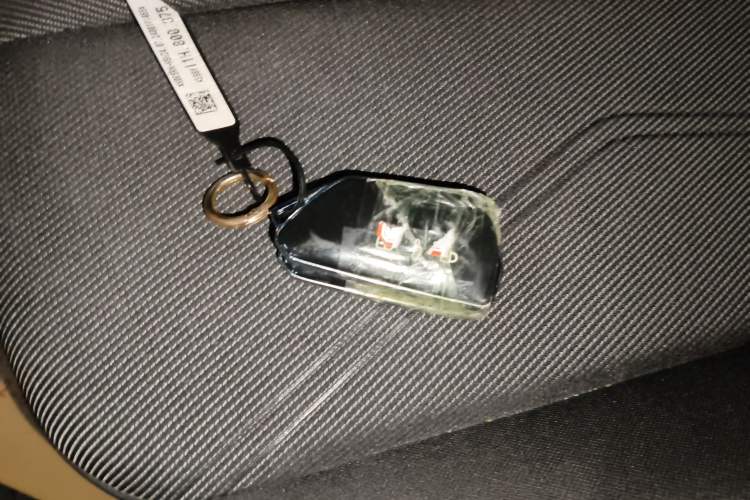 Used Volkswagen ID.UNYX 2024 Pro Long-Range Version Interior 1