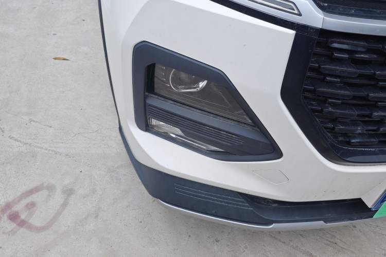 Used Baojun 530 2020 1.5T CVT Luxury Connected Version 6 Seats Right Front Headlight