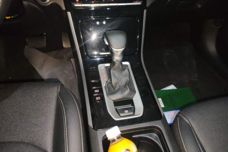 Used Kia K3 2021 1.5L CVT Youth Edition Gear Lever