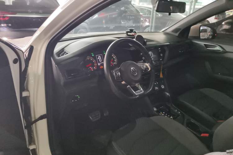 Used Volkswagen Tharu 2019 280TSI Two-Wheel Drive R-Line China V Standard
