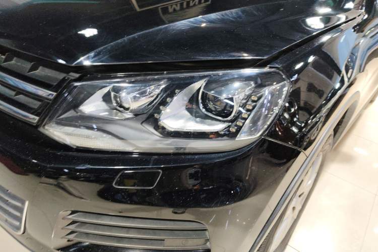 Used Volkswagen Touareg 2014 3.0 TSI New Edition
