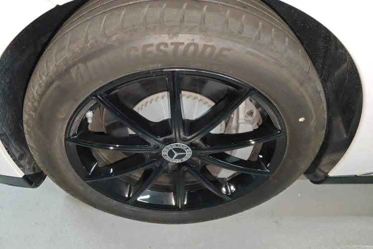 Used Mercedes-Benz EQE 2022 350 Pioneer Edition Left Front Wheel Hub