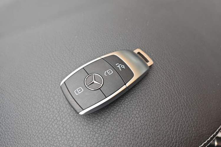 Used Mercedes-Benz GLC 2021 GLC 260 L 4MATIC Dynamic Edition Vehicle Key