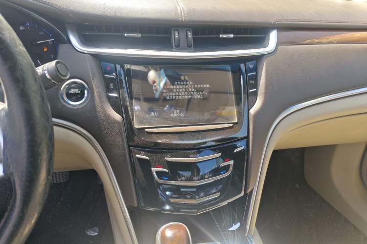 Used Cadillac XTS 2016 28T Elite Edition Audio And AC Panel