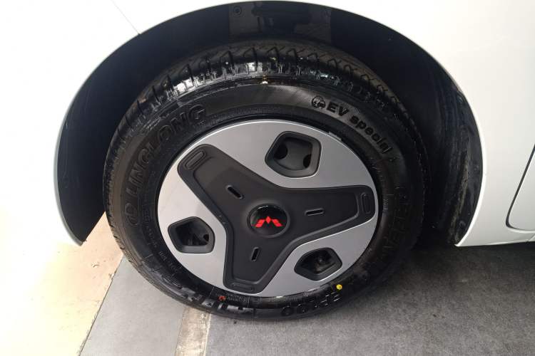 Used Wuling Zhiguang New Energy 2025 Model 305km Ambitious Edition