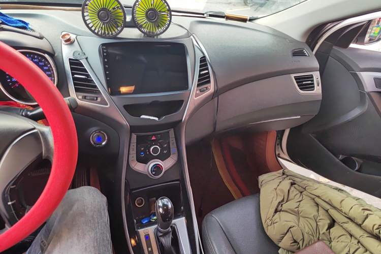 Used Hyundai Elantra (5th Generation / Langdong) 2015 1.6L Automatic Leading Model
