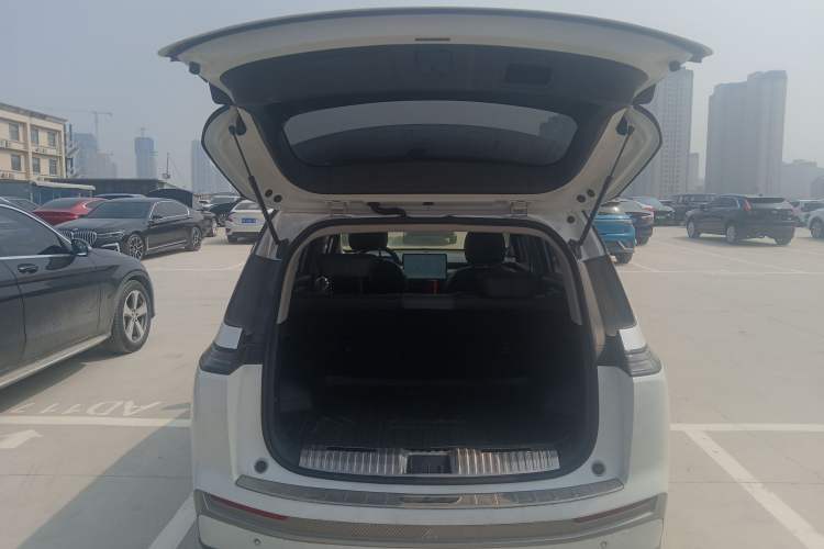 Used AION Y 2022 Plus 70 Smart Edition
