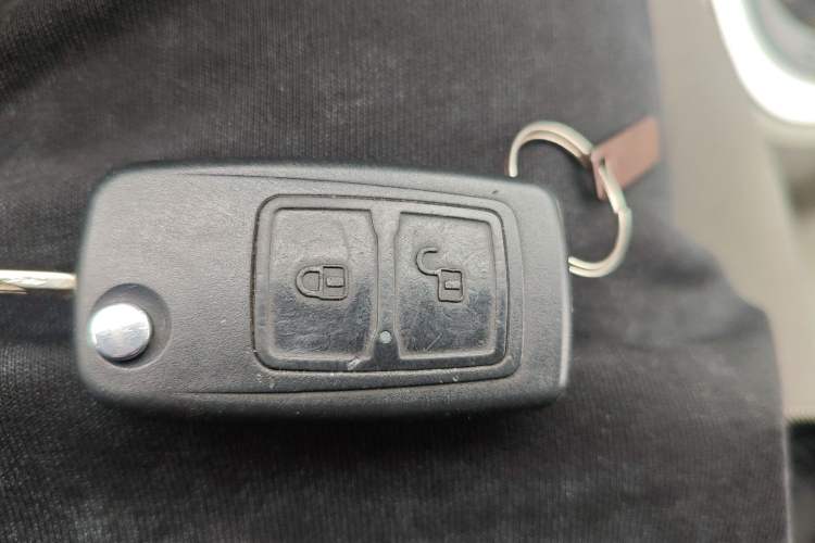 Used Karry Youyou EV 2022 SQR5037 Comfort-Style Van
