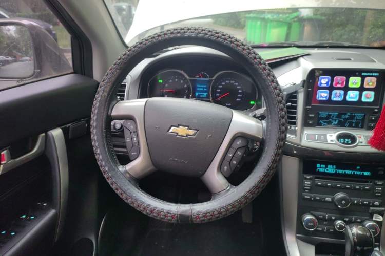 Used Chevrolet Captiva 2017 2.4L 4x4 Flagship Edition 7-Seater Steering Wheel